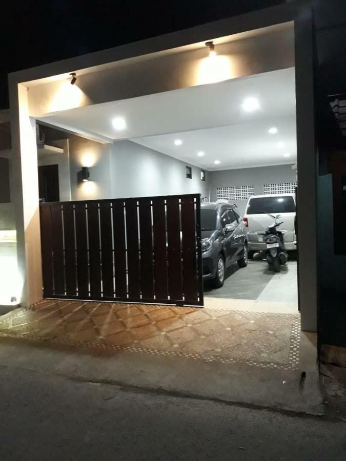 Imperial Villa Syariah Yogyakarta Exterior photo