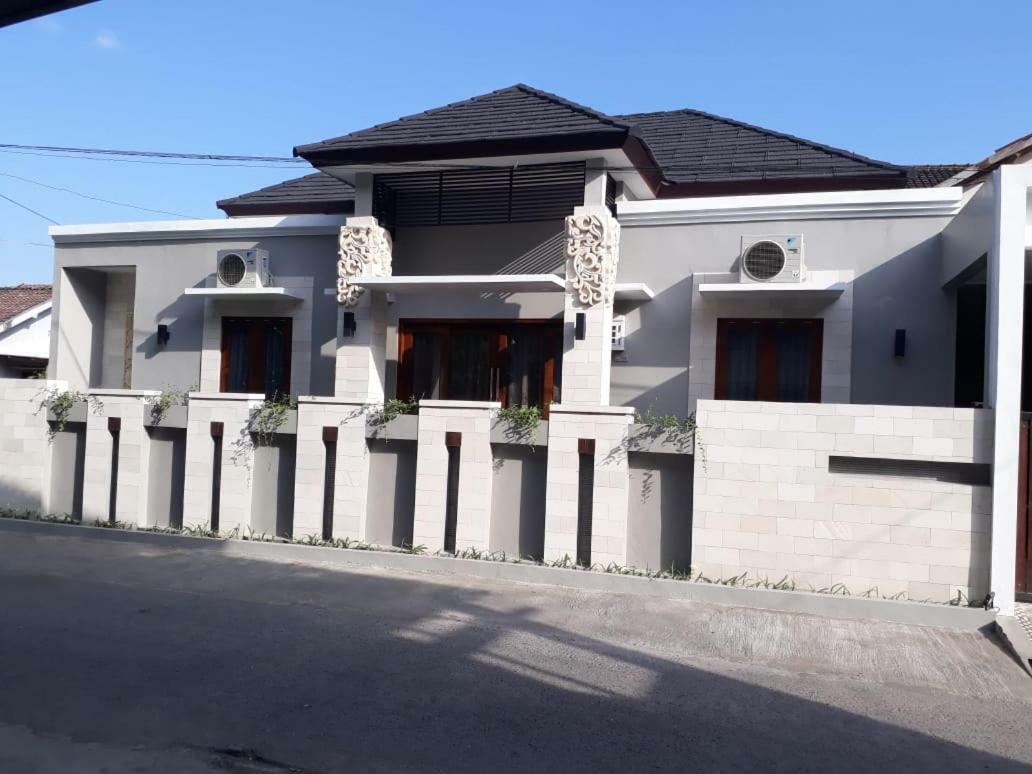 Imperial Villa Syariah Yogyakarta Exterior photo